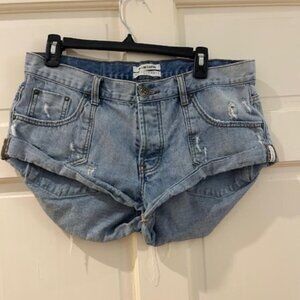 One Teaspoon bandits relaxed fit long rise button fly Jean shorts size 30